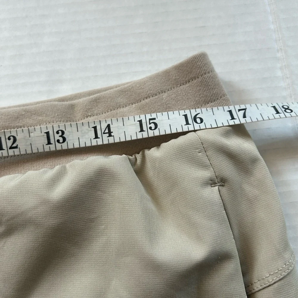 BALEAF LARGE NWT spf 50+ WOMENS GOLF/TENNIS  LIGHTWEIGHT BEIGE SKIRT